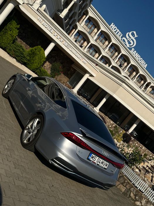 Audi A7 2019 S-line Hibrid