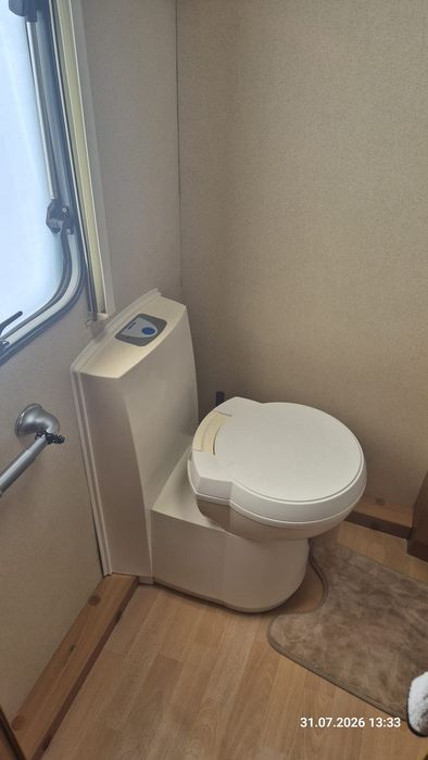 Rulota de inchiriat Swift Charisma 550 | 5 locuri | Off-Camping | 300 RON / zi