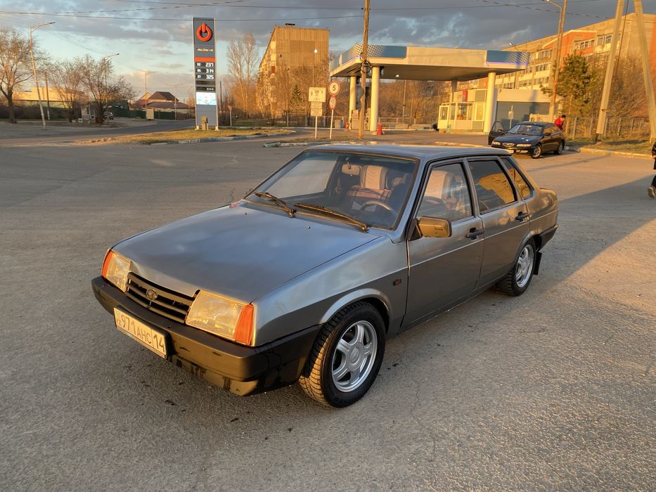 Продам ваз 21099