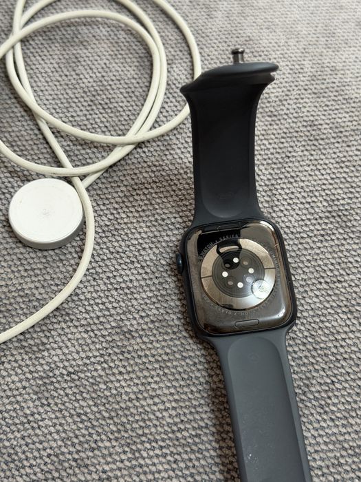 Apple watch 8 45mm 98%