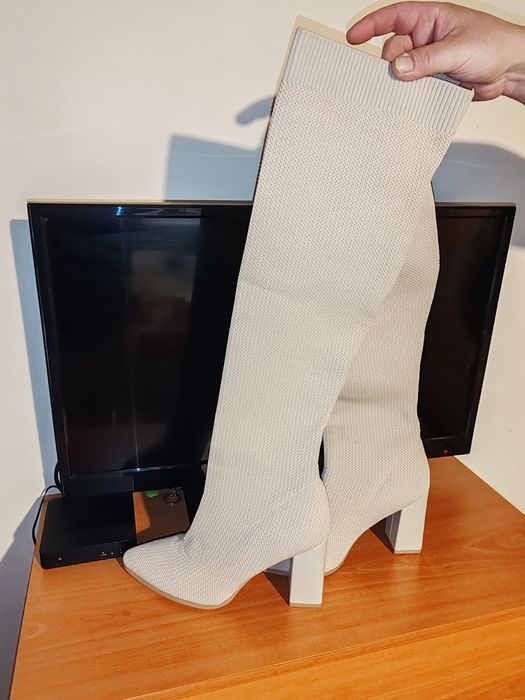 Дамски боти ластични