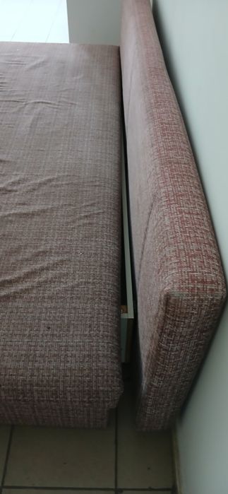 Отдам диван даром