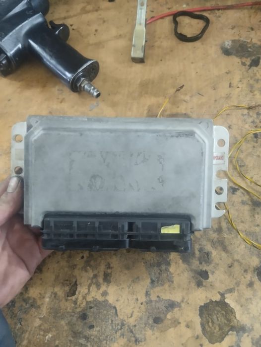 Продам хороший рабочий Эбу ВАЗ