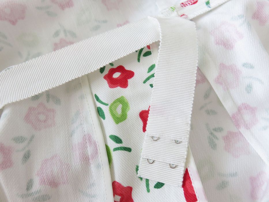 Рокля Prada, миди дължина, M, нова