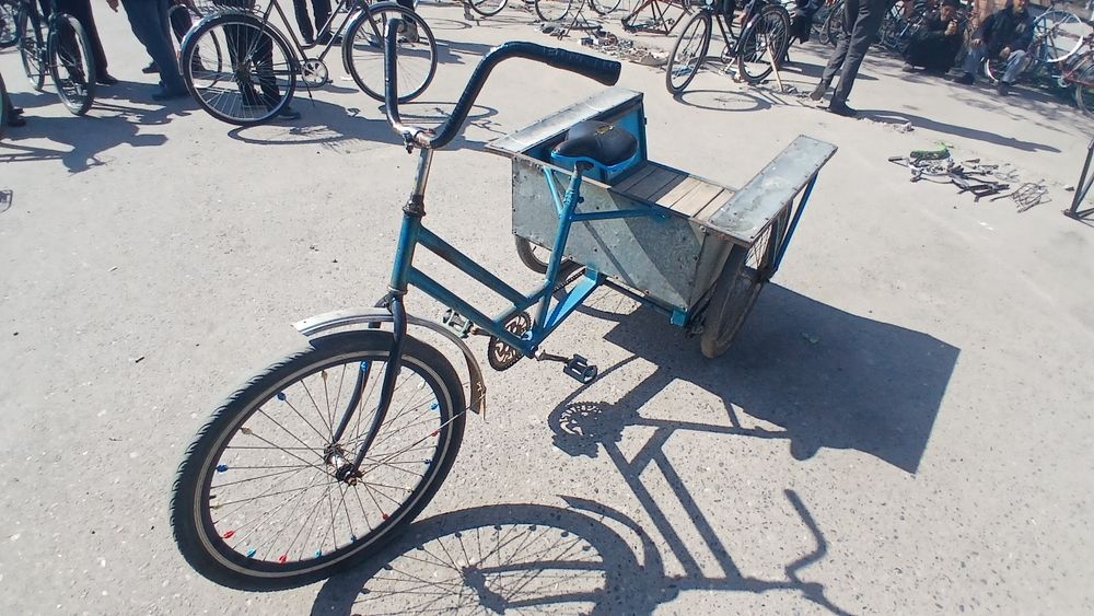 Uch g'ildirakli velosiped sotiladi! Продаётся трёхколёсный велосипед!