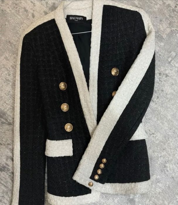 Sacou damă tweed negru cu nasturi aurii Balmain, mărimea 34/XS
