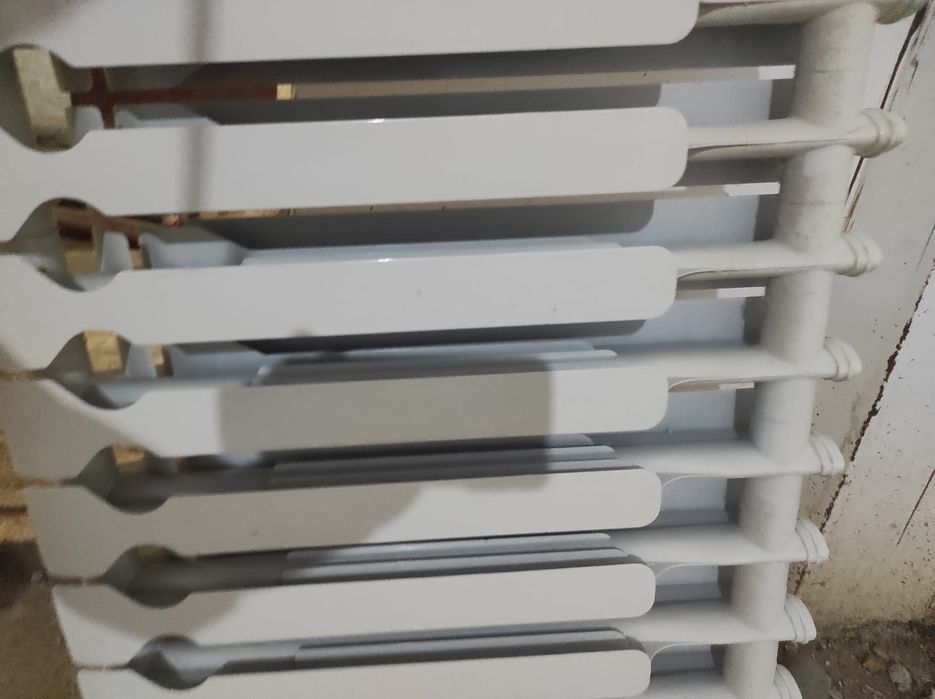 Продам радиатор отопления секции