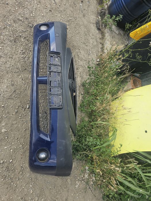 Bara fata spoiler dacia logan 2007
