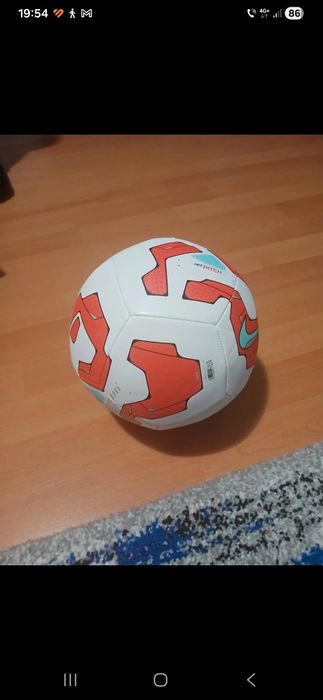 Minge de fotbal .