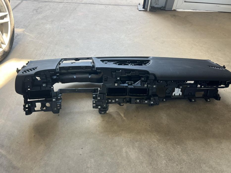 Hunday KONA sx2 табло за хедъп