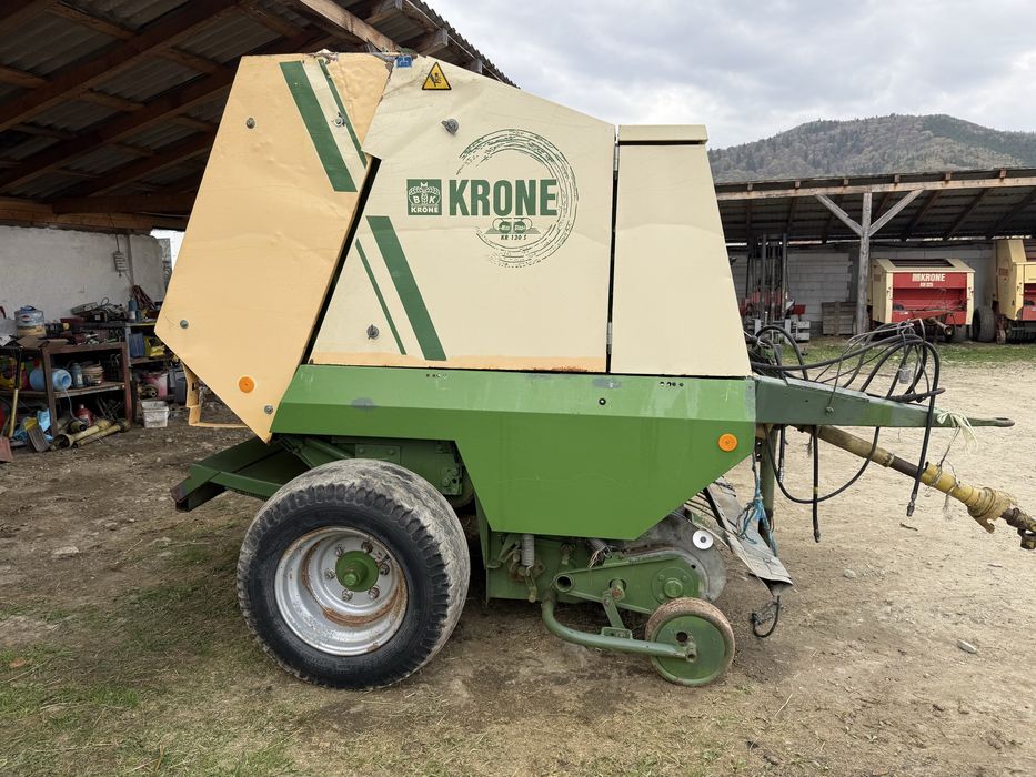 Krone kr 130S balotiera presa welger claas rollant