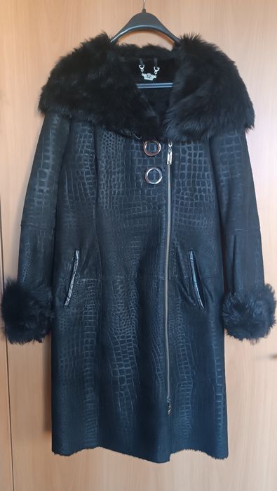 Продам дублёнку женскую