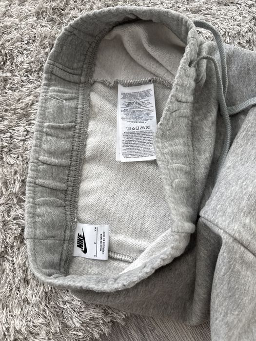 Оригинално долнище Nike