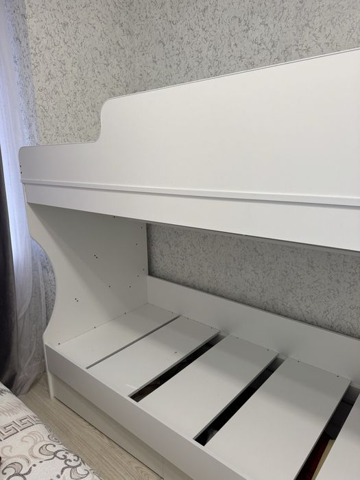 Продам кровать новая