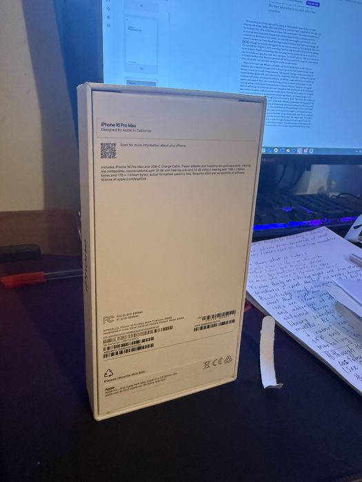 Смартфон Apple iPhone 16 Pro Max 256Gb черный