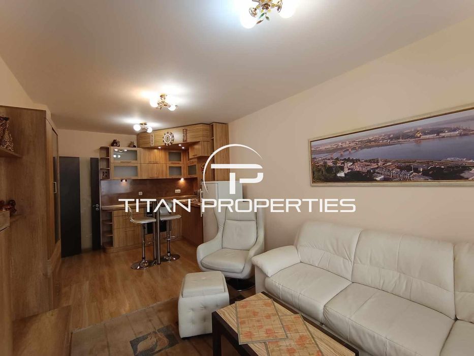 Дава се под наем Двустаен апартамент в Варна, Общината - 60 кв.м за 550 € - Снимка #2