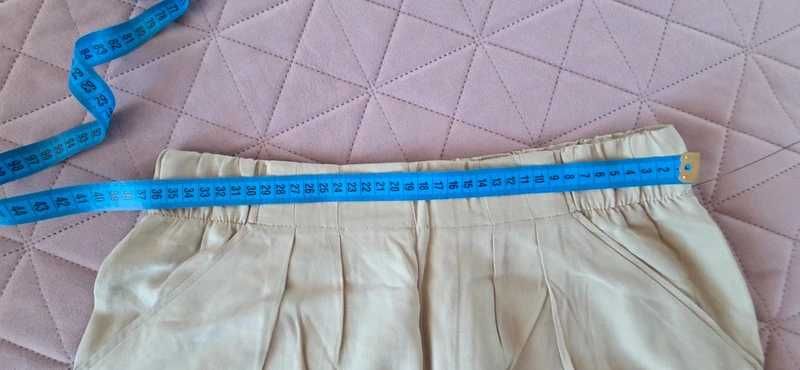 Pantaloni scurti ZARA