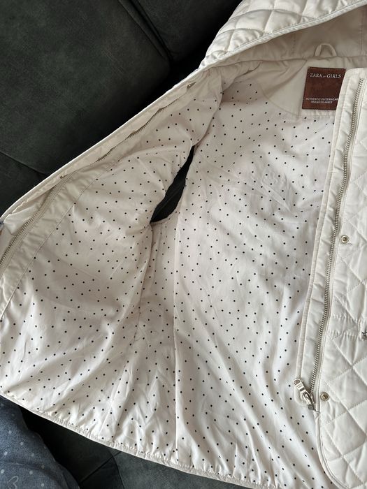 Vesta Zara 13-14 ani