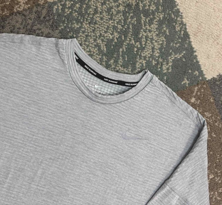 Дамска блузка Nike DRI-FIT