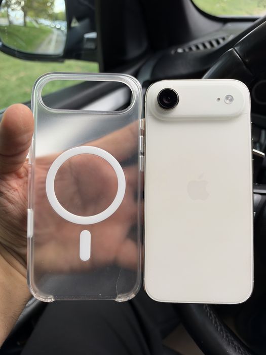 Iphone 17 air, gold, 256gb, ca nou, baterie 96% !
