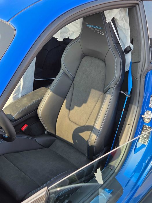 GT3 Porsche 911 Weissach Package