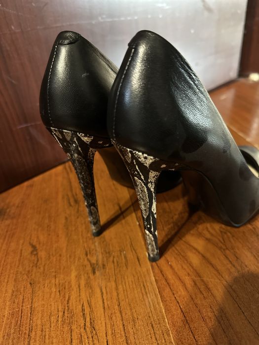 Кожанные туфли женские