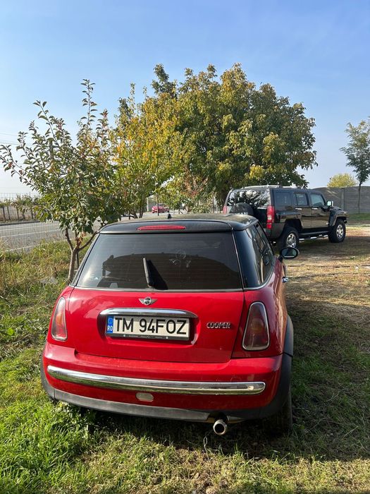 Продавам мини коопер на части