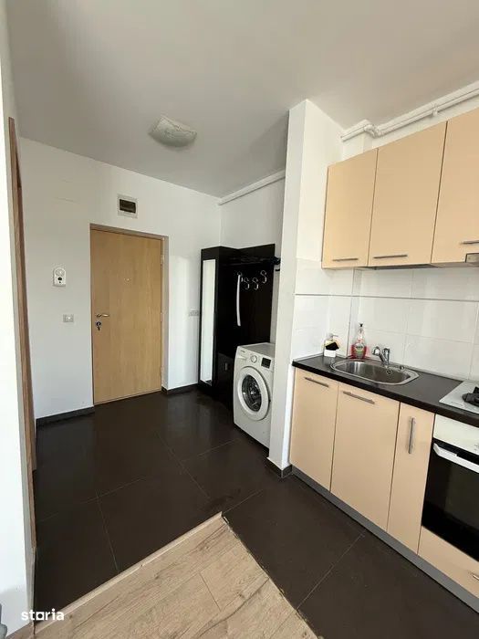 Apartament cu 2 camere, 50 mp, balcon, zona Stadionului