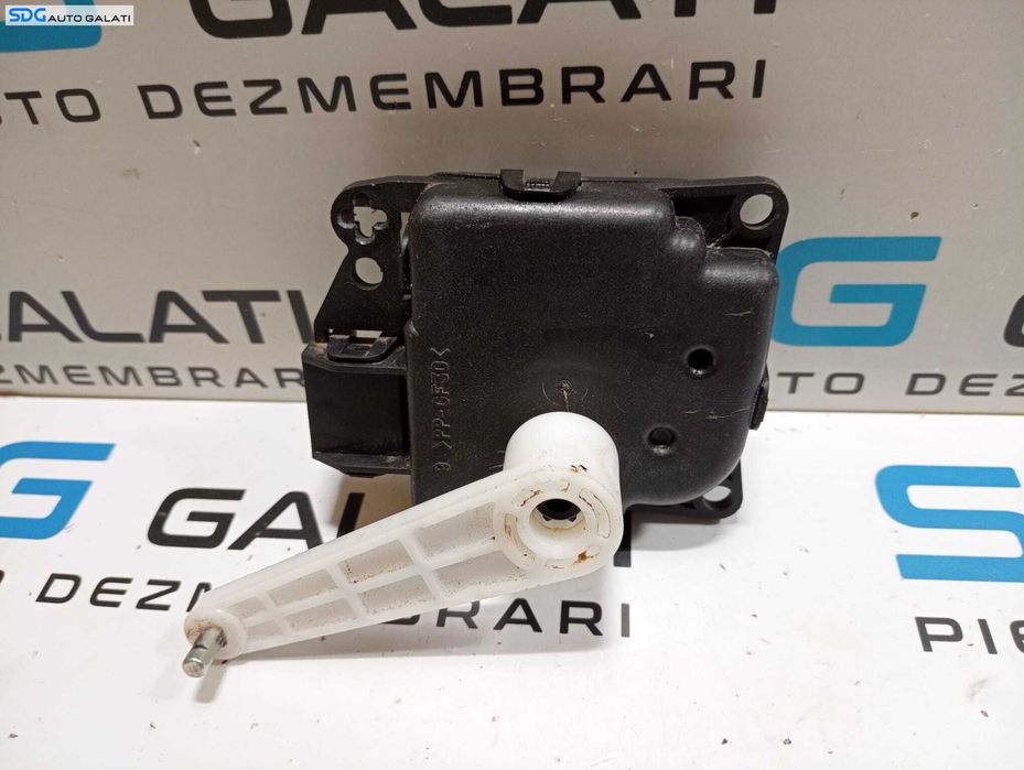 Motoras Grila Clapeta Clapete Aeroterma Bord Dodge Journey 2008 - 2016 Cod AA-113800-2640 [M7261]