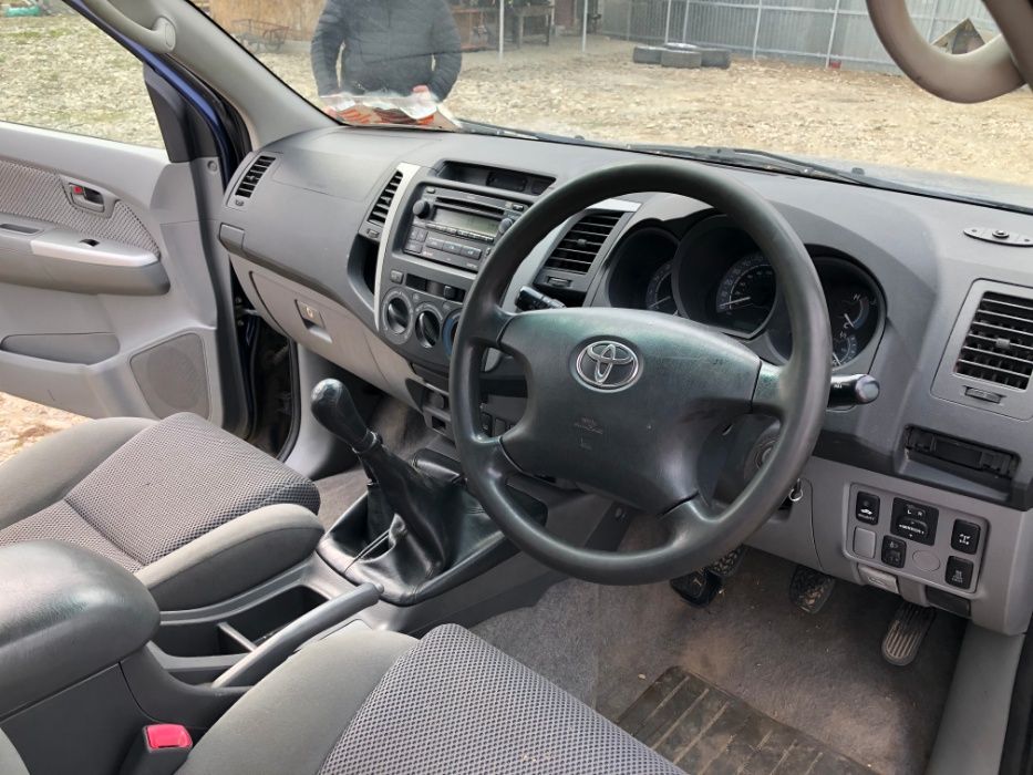 Dezmembrari dezmembrez piese toyota hilux 2006 euro3