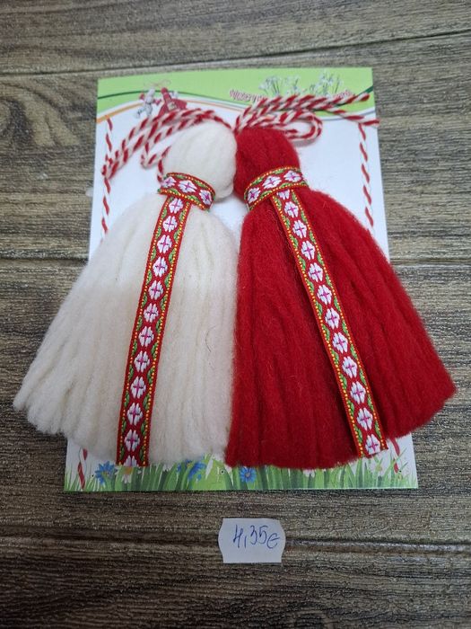 Големи мартеници за дома и офиса