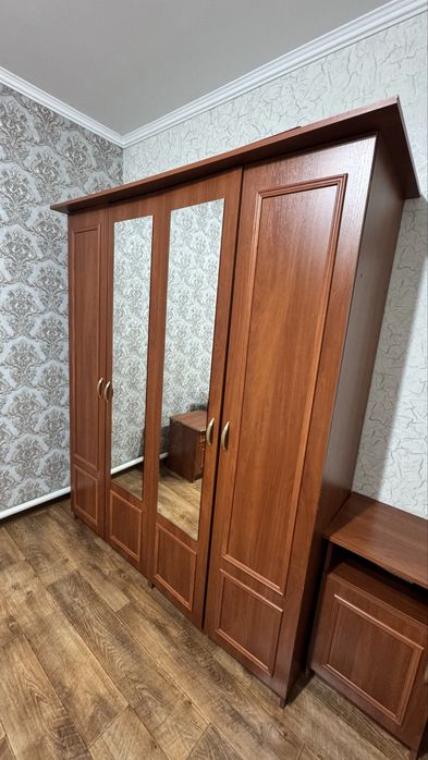 Спальный гарнитур