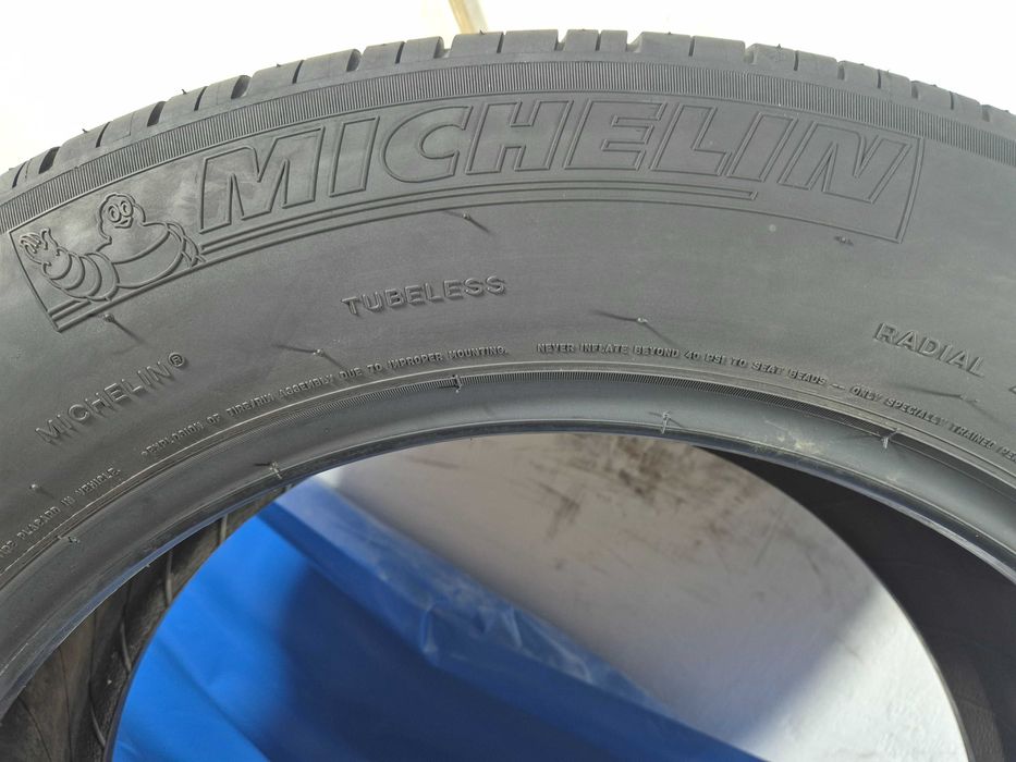 225/60/18 100h Dunlop