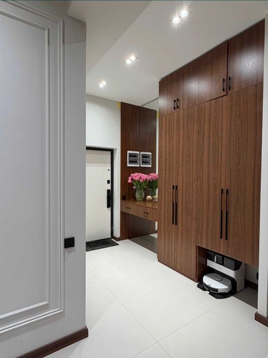 * Imperial Club City Алайский,Ц2,Метро Минор 3ком квартира 80м2.Евро