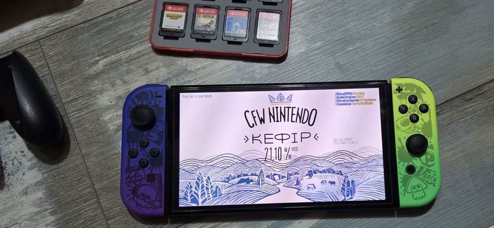 Nintendo Switch OLED moded - 512GB + 4 Joy-Con + 11 игри в кутия и калъф