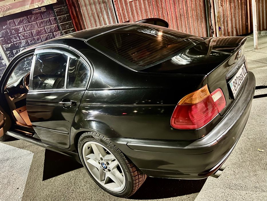 BMW 326i подрест