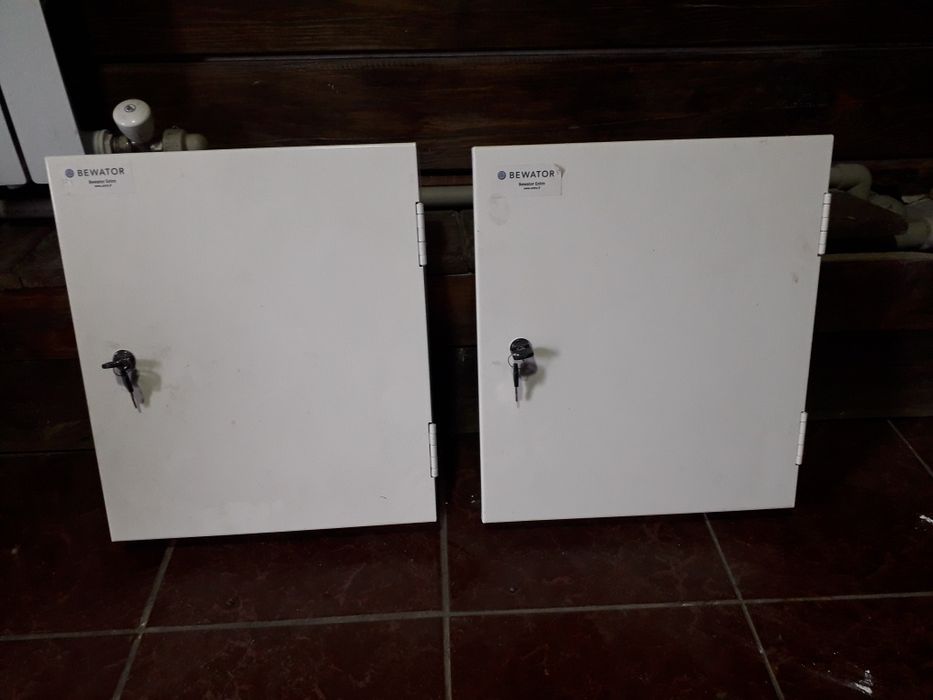 Продам два щита .