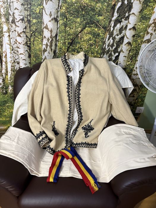 Costum popular bărbătesc tradițional – lucrat manual, nou, mărimea L