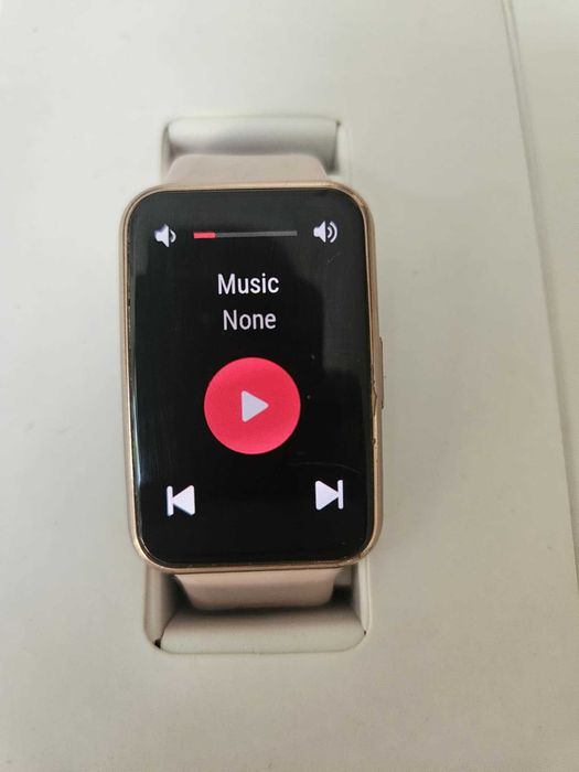 Huawei Watch Fit смарт часовник Smartwatch розов пълен комплект