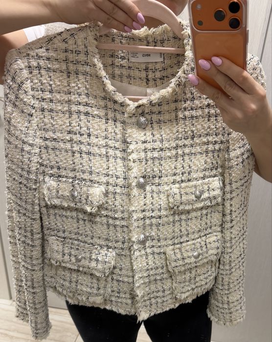 Mango дамско бежово сако