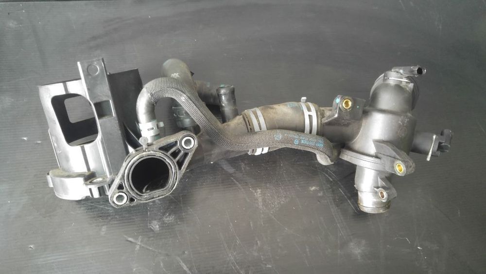 Carcasa termostat lichid racire mercedes glk-class x204 2.2 cdi 651912 a6512000615 a6512001056