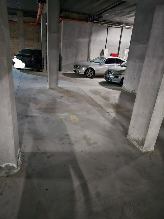 Паркоместа поднаем