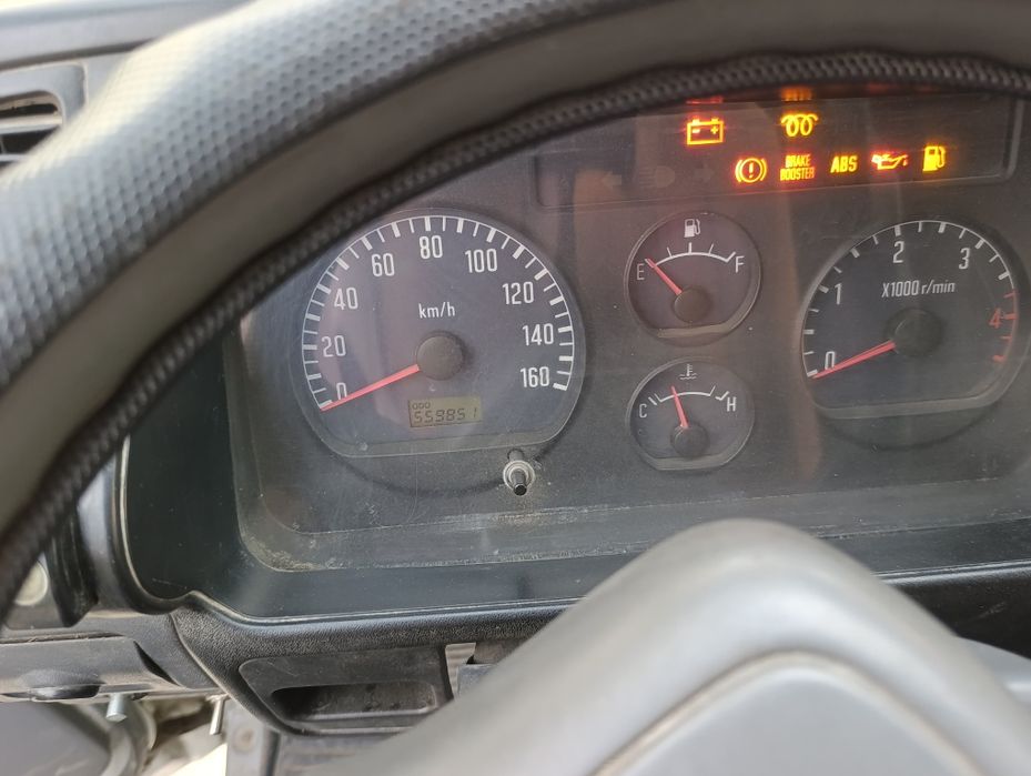 Isuzu 2015 6 ta gaz baloni kuzuv abshivka qilingan ishga tayyor