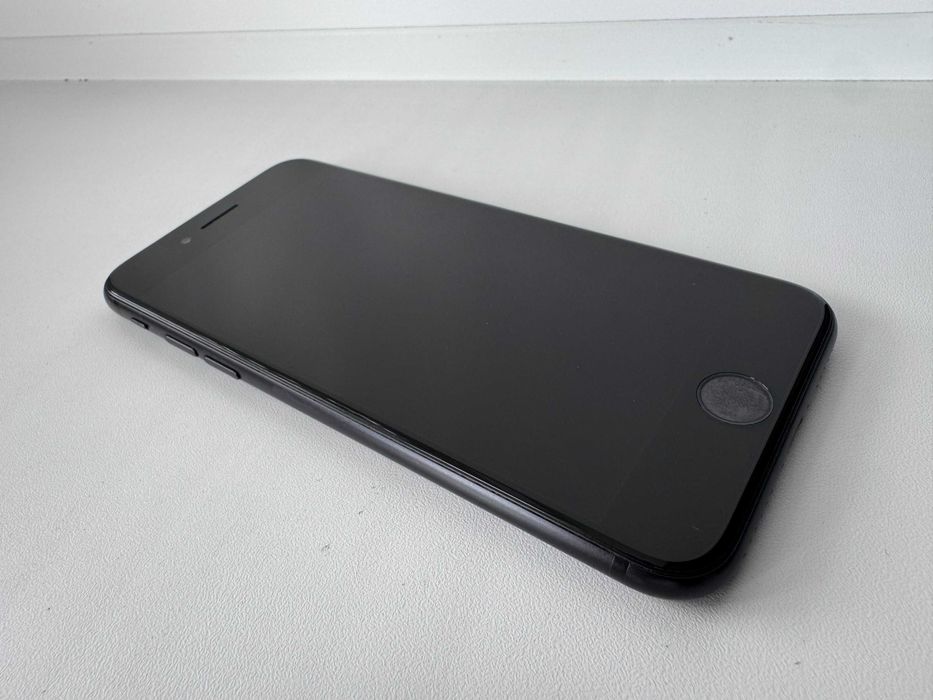iPhone SE 2020 64GB Black