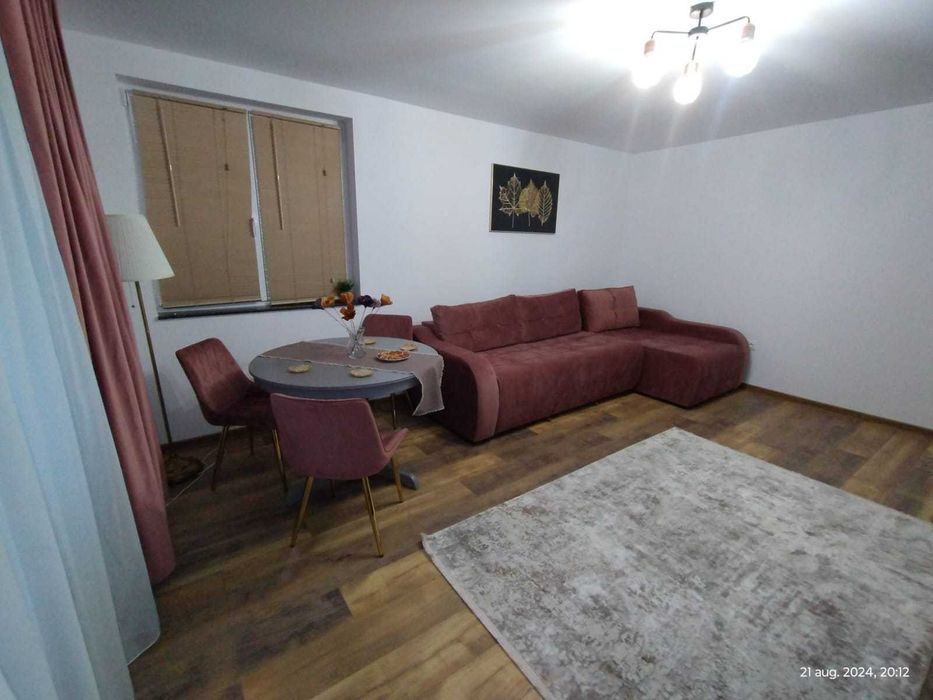 Închiriez garsonieră