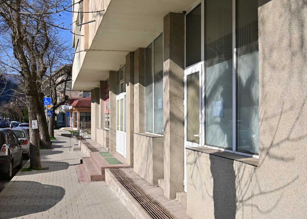 Продава се Магазин в Перник, Изток - 61 кв.м за 1500 €/кв.м - Снимка #12