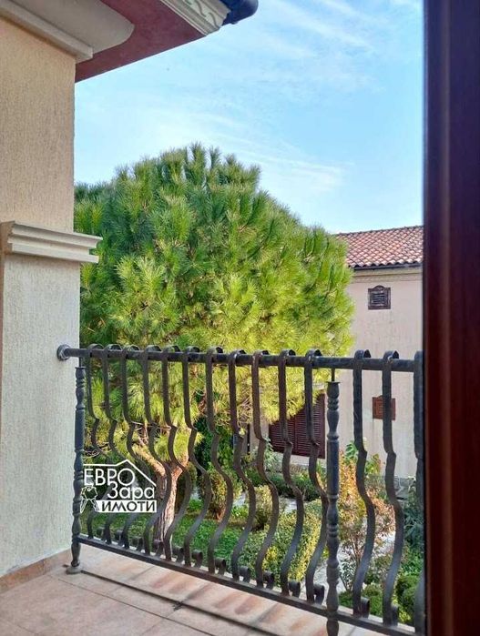 Двустаен, обзаведен апартамент за продажба в к-с Елените