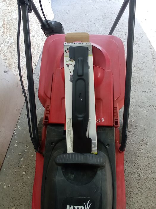 Продам газонокосилку б/у