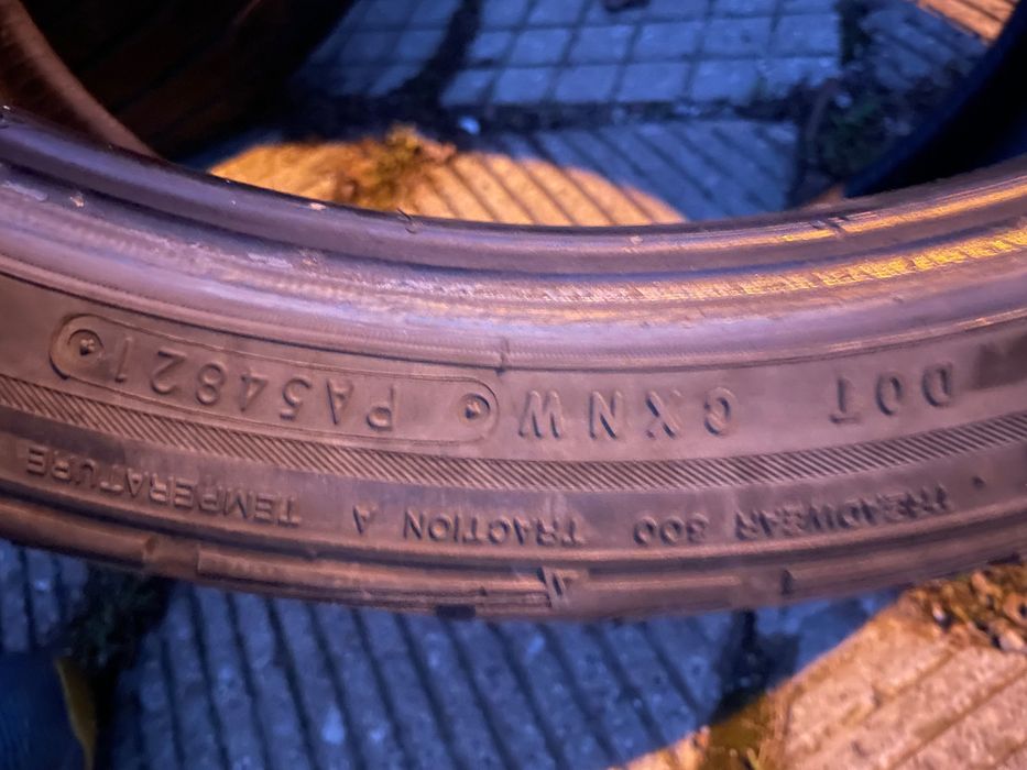 TOYO 295/30/22 летни гуми