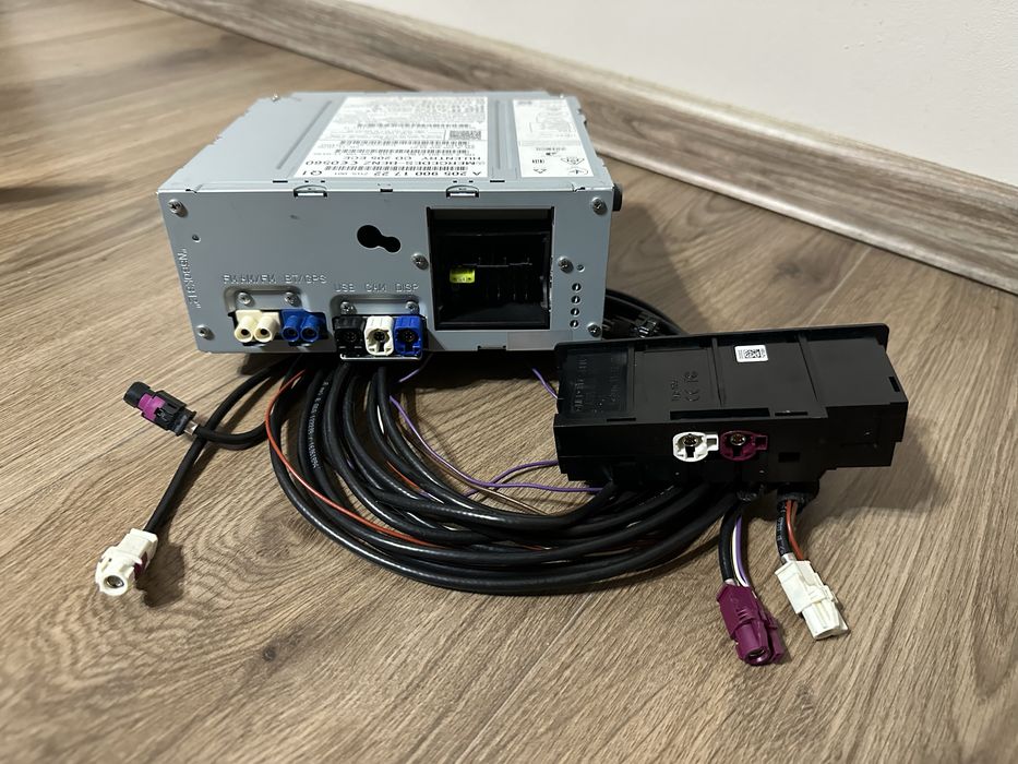 Unitate multimedia Mercedes NTG5 cu display mare si modul usb +cablaj